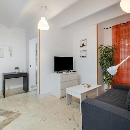 2 Bedroom 1 Bathroom Furnished - Sol - Cozy Vintage - Mintystay 马德里 外观 照片