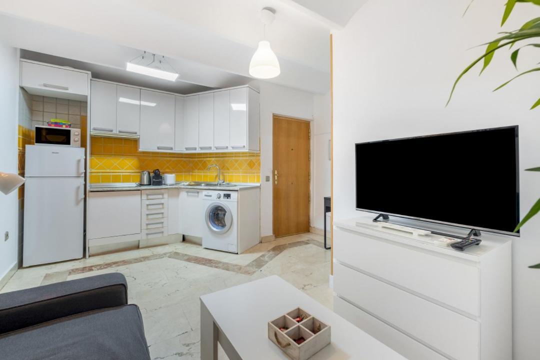 2 Bedroom 1 Bathroom Furnished - Sol - Cozy Vintage - Mintystay 马德里 外观 照片
