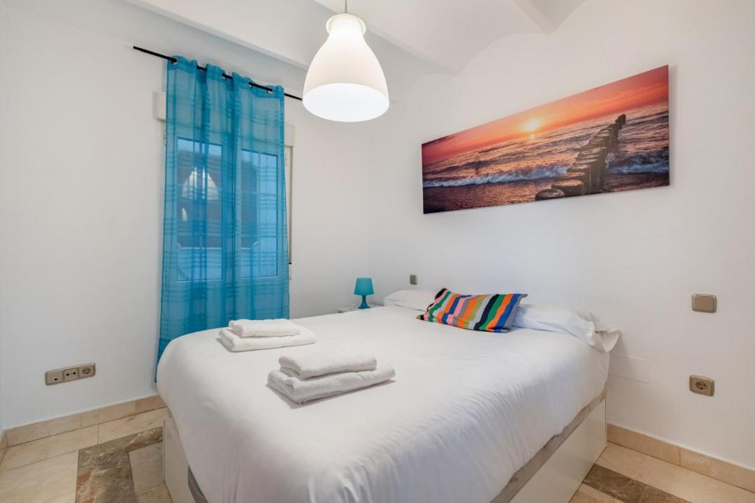 2 Bedroom 1 Bathroom Furnished - Sol - Cozy Vintage - Mintystay 马德里 外观 照片